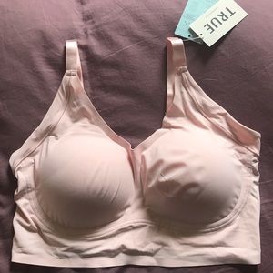 True & Co wireless adjustable strap bra